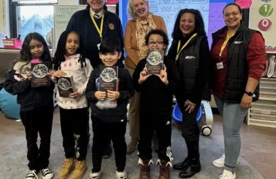 lynn-rotary-dictionary-donation