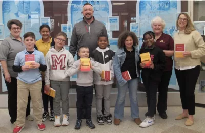 milford-elks-dictionary-donation