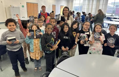 smithfields-rotary-dictionary-donation