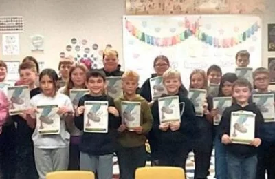 Norwalk promotes saying "Yes" to books and "No" to drugs with local 3rd Grad