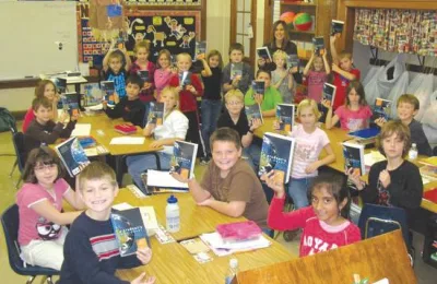 Bourbon County third graders receive dictionaries