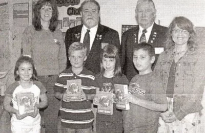 Trenton Elks donate dictionaries